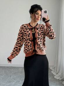 SHEIN ChicEase Áo len cardigan thắt nơ họa tiết da báo phía trước cho nữ - trái cam - Xem 4