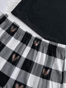 SHEIN Leap Crew Conjunto informal de 3 piezas para chica adolescente: Camiseta de manga corta con estampado de letra de cuello redondo + Pantalones con estampado de cuadros de corazón + Pijama con pantalones cortos