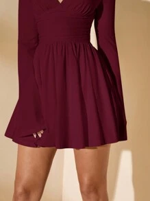 SHEIN BAE 1pc Solid White Minimalist Daily Sexy Deep V-Neck Long Sleeve Ruffle Cuff Fitted Waist Mini Dress, Autumn/Winter - Burgundy - View 5