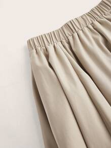 SHEIN Essnce Chân váy mùa thu cỡ lớn dành cho nữ, chân váy hoa nụ thời trang mới, chân váy dài nữ thời trang và hiện đại, màu trơn, eo chun, dáng rộng, màu kaki, chân váy xếp ly, dáng rộng thoải mái, thanh lịch, chân váy phồng, viền hoa nụ/xếp bèo/sinh nhật/bong bóng, mùa thu - Màu Khaki - Xem 3