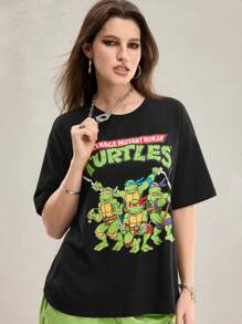 TEENAGE MUTANT NINJA TURTLES | SHEIN Áo phông đen in khẩu hiệu và hoạt hình thường ngày cỡ lớn cho nữ, Áo phông nữ mùa hè mặc dạo phố cho nữ - màu đen - Xem 1