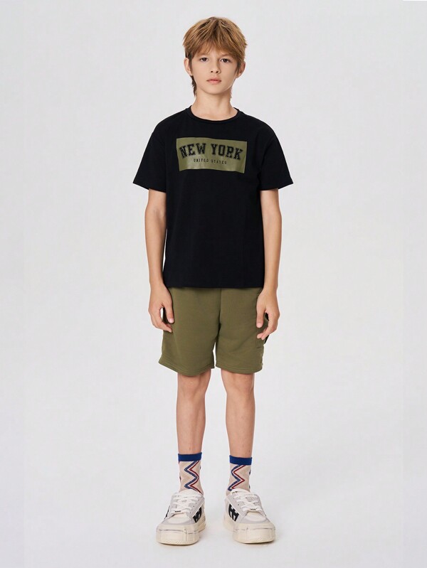 SHEIN Tween Boy Letter Graphic Tee & Flap Pocket Shorts