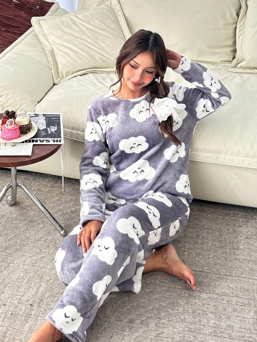 SHEIN 2pcs/Set Teen Girl Cloud Pattern Crew Neck Long Sleeve Pullover Top And Pants, Soft & Comfy Flannel Pajamas, For Fall/Winter