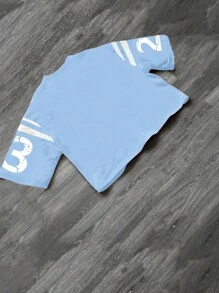 Aesthetic Post Herren Lässiges minimalistisches Kontrast Farb Buchstaben & Ziffern Muster Fußball Trikot Stil T-Shirt - Babyblau - Übersicht 2