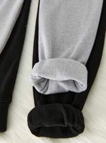 SHEIN 4 件套 青少年男孩柔软舒适圆领插肩长袖 T 恤和裤子舒适保暖睡衣家居服套装 - 彩色 - 查看 3