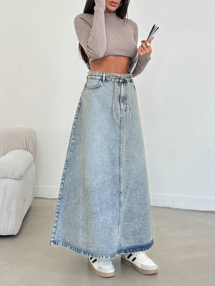SHEIN Cottnline Low Waist Tinted Front Slit Denim Skirt - Medium Wash - View 1