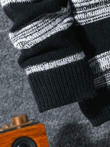 SHEIN Tween Boy' Striped Color Block Turtleneck Casual Knitted Sweater, Fashion New Item For Autumn/Winter