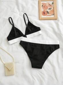3pcs Teens Girls Comfort Sports Simple Triangle Cup Bra + Briefs Underwear Set - Black - View 2