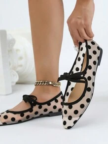 CUCCOO CHICEST Zapatos planos elegantes y versátiles para mujer con lazo y decoración de puntos en malla, modelo nuevo para 2024