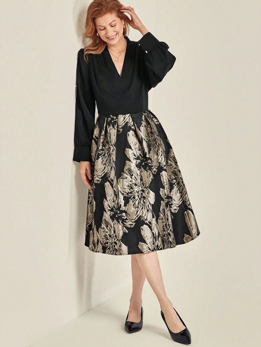 SHEIN Clasi Women Casual Elegant V-Neck Solid Color Patchwork Hemline Jacquard Plus Size Knee-Length Dress, Autumn - Black - View 1