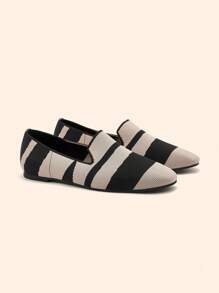 CUCCOO BASICS Women's Red Plaid Square Toe Comfort Flats For Christmas And New Year Holiday Vibe Fall And Winter - Black - View 10