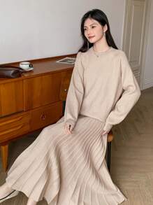 DAZY 2pcs/Set Women Crew Neck Sweater & Pleated Skirt Suit Fall