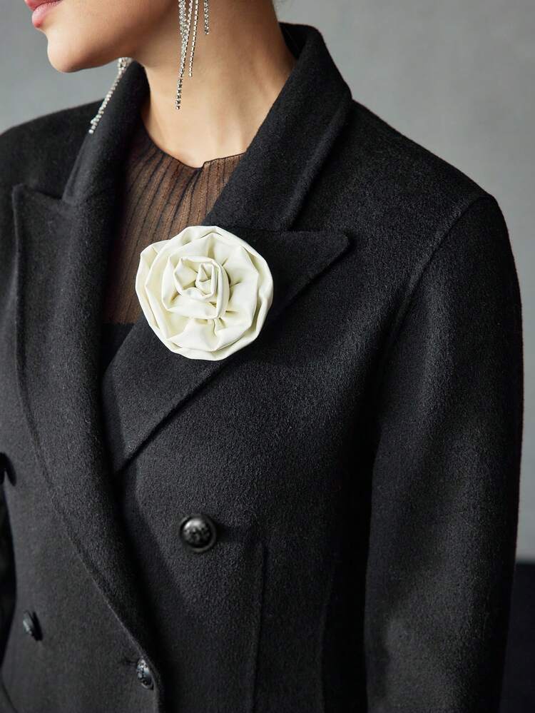 WOOL PEAK COLLAR CONTRAST STEREO FLOWER PEA OVERCOAT