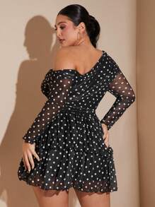 SHEIN BAE 秋季优雅性感大码女款黑白波点网眼印花露肩多层荷叶边长袖连衣裙，冬季连衣裙，服装，女士正式礼服，跨年晚会服装，Y2K，黑白波点曲线派对连衣裙。浪漫短款，高开衩，性感优雅，圣诞节，节日连衣裙，冬季连衣裙，服装 - 黑色 - 查看 6