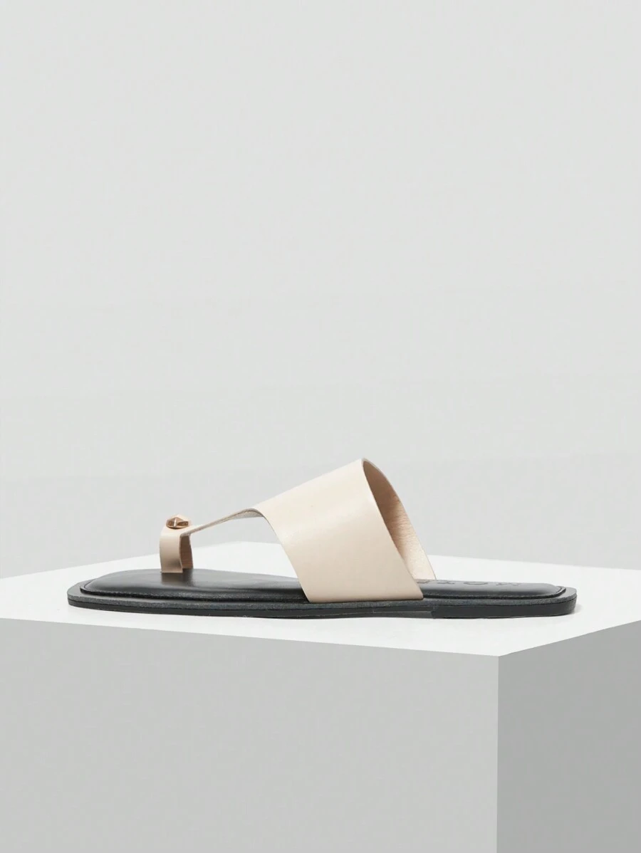 MOTF PREMIUM WOMEN COMFORTABLE FLIP FLOP FLAT SANDALS