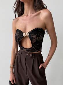 Aloruh Metallic Shell Decor Hollow Lace Tight Crop Top - Black - View 3