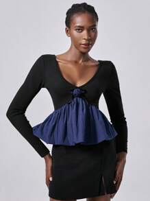 Chiquease 全新秋冬女士时尚花卉装饰荷叶边下摆短款 T 恤上衣 - 藏蓝色 - 查看 4