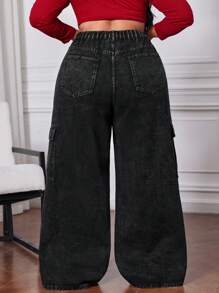 SHEIN CURVE+ Pantalones cargo de pierna ancha de talla grande de mezclilla negra para mujer