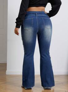 SHEIN EZwear Plus Size Fashionable Casual Washed Flap Pocket Flare Jeans