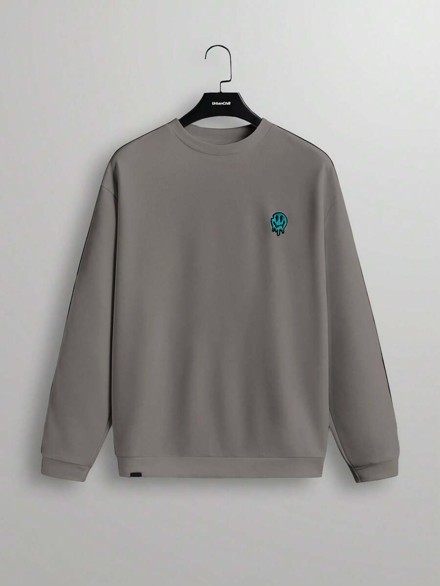 Manfinity RebelGame Men Cartoon Smiling Face Print Crew Neck Knit Casual Long Sleeve Sweatshirt, Autumn - Grey - View 1