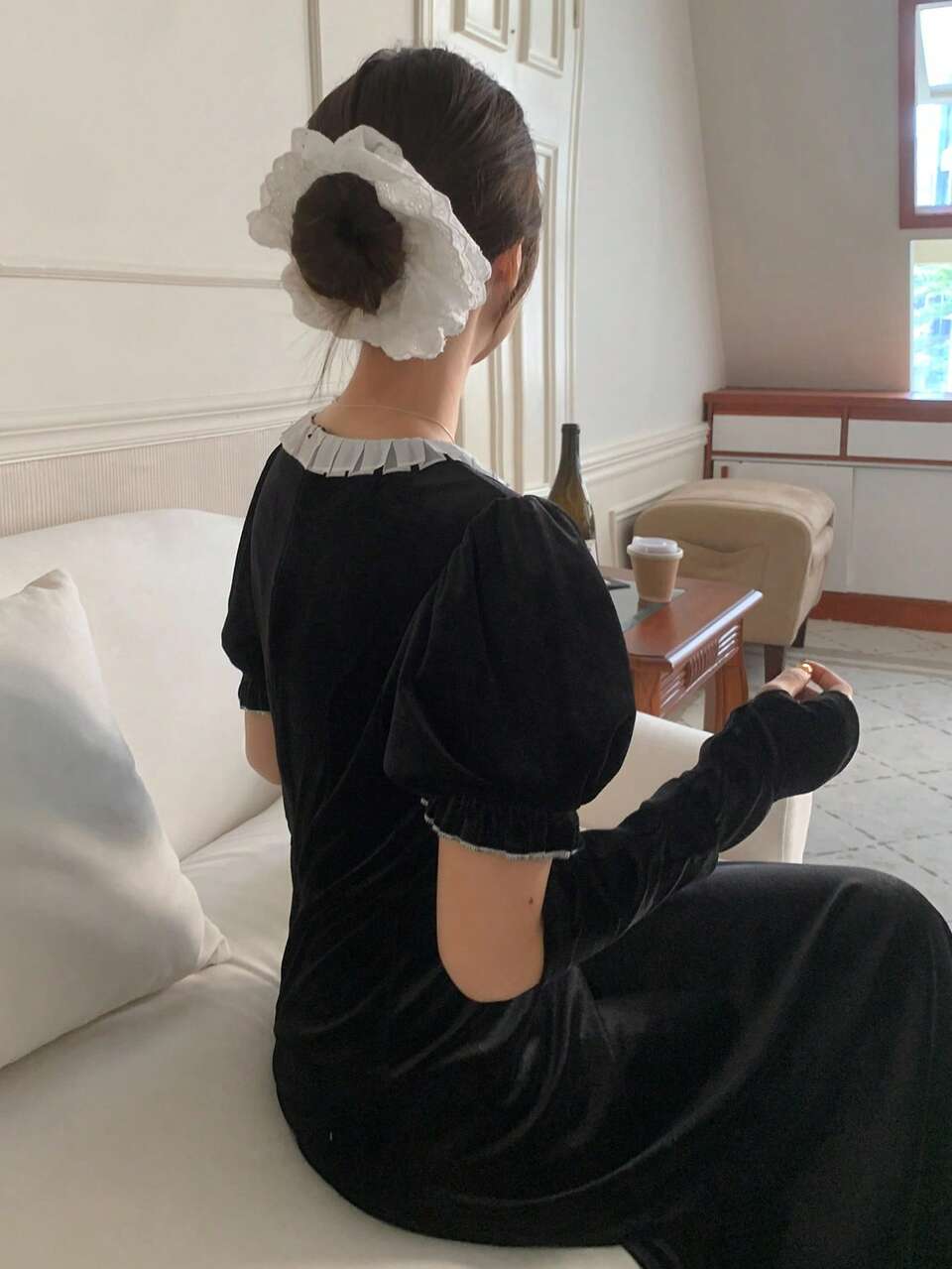 Women Elegant Autumn Waist Cinched Round Neck Velvet Mid-Length Dress Prom Dress