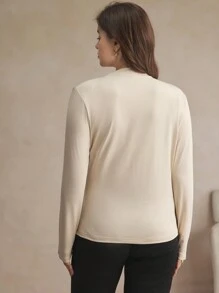 BizChic 女士纯色纽扣长袖休闲褶皱腰优雅通勤 T 恤 - 米色 - 查看 2