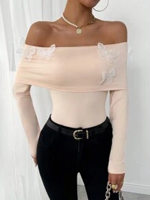 Chiquease 女士性感露肩 T 恤，带 3D 蝴蝶刺绣 - 杏色 - 查看 6