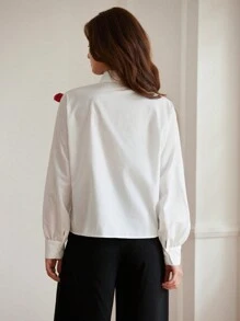Revavyn Áo sơ mi nữ tay dài trang trí nơ 3D hai tông màu ngọt ngào lãng mạn theo phong cách Pháp cho mùa thu, quần áo dự tiệc ngày lễ dễ thương vui nhộn cài nút cho nữ - Nhiều màu - Xem 7