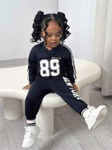 SHEIN Bộ 2 món thể thao thường ngày in chữ và số màu xanh navy cổ chữ V dành cho cả nam và nữ, phù hợp cho bé trai và bé gái - Xanh đậm - Xem 7