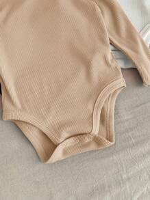 SHEIN LMoss Kids LMoss 3pcs Newborn Baby Girl Cute Knitted Elastic Solid Color Open Crotch Bodysuit Set For Autumn/Winter