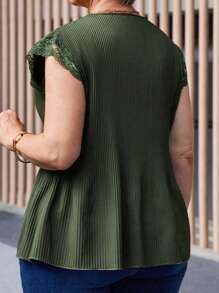 EMERY ROSE Plus Size Women's Mom V-Neck Loose Contrast Lace Tank Green Top,Winter Women Clothes