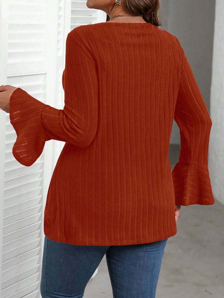 Plus Size Bell Sleeve Top V-Neck Contrast Lace Patchwork Long Sleeve T-Shirt,Winter Clothes For Women