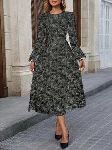 SHEIN Clasi 女士斑点涂鸦印花长袖 A 字型优雅舒适通勤百搭连衣裙，秋冬 - 黑與白 - 查看 4