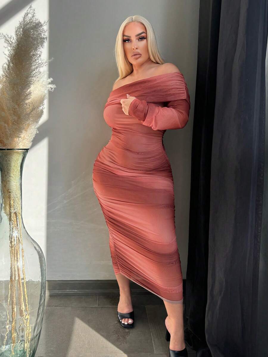 SHEIN SXY 大码女式渐变网眼高领露肩长袖连衣裙 - 彩色 - 查看 1