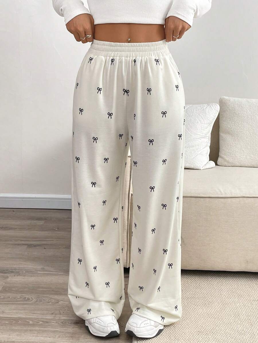 Chiquease 休闲宽松蝴蝶图案印花松紧腰女式运动裤 - 杏色 - 查看 1