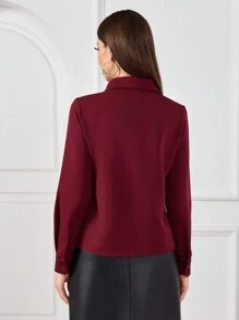 Modelyn 纯色流苏装饰前扣优雅办公室长袖衬衫 - 酒紅色 - 查看 2