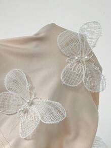 Chiquease 女士性感露肩 T 恤，带 3D 蝴蝶刺绣 - 杏色 - 查看 7