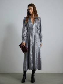Aveloria Modichic 法式复古别致金属光泽领口纽扣腰部曲线长袖连衣裙，休闲优雅风格，秋季节日派对生日正式场合连衣裙 - 銀色 - 查看 1