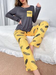 Feather Pattern Women Crew Neck Long Sleeve Top With Pocket & Pants Pajama Set, Fall Clothes