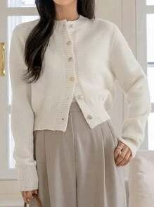 Dazy-Less Cárdigan casual de cuello redondo y botones delanteros de unicolor, ropa de mujer de otoño/invierno de estilo "Old Money", ropa casual de negocios para mujer para el trabajo - Blanco - Ver 5