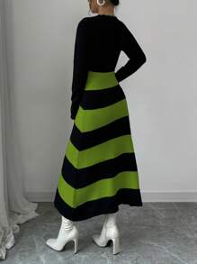 Elenzga Vestido de suéter tejido con bloque de color y rayas sencillas para mujer - Verde - Ver 2