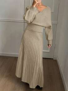 DAZY Women 2pcs Set: Solid Color Loose Knit Sweater And A-Line Skirt,Fall Clothes - Apricot - View 3
