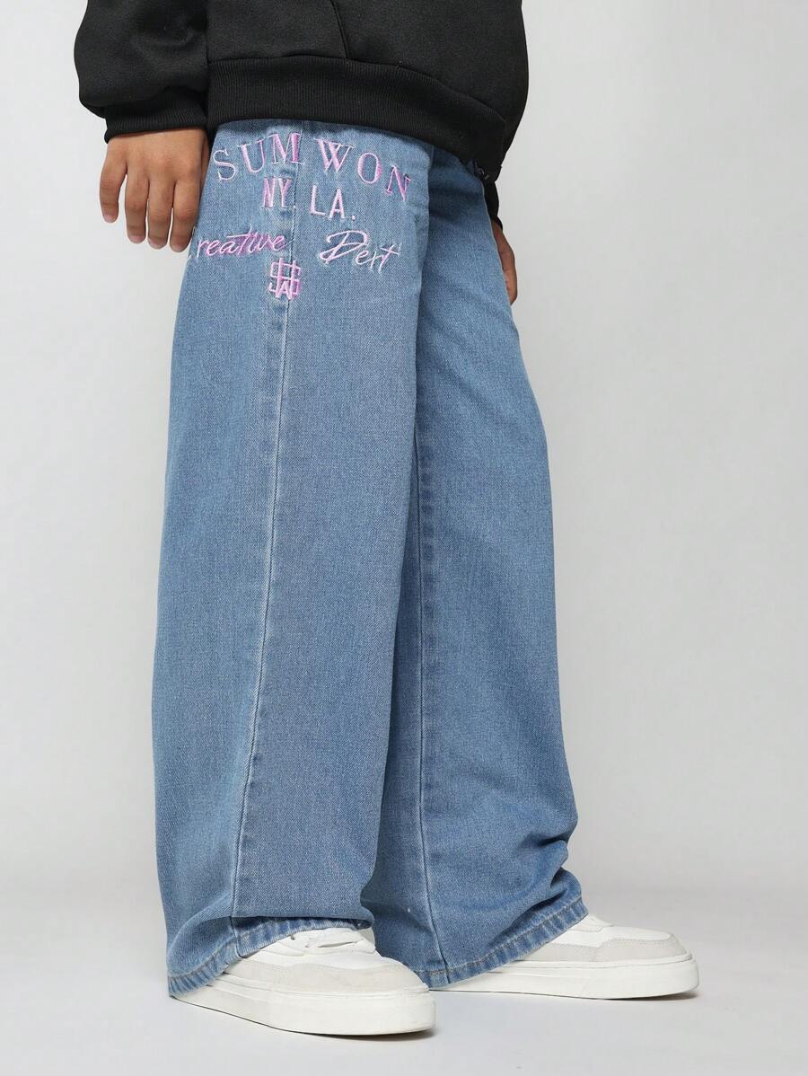 SUMWON Tween Girls Straight Fit Washed Jean With Side Hip Pink Embroidery - Blue - View 1