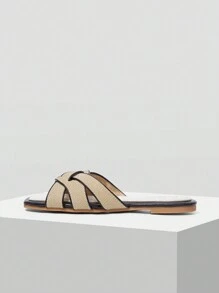 MOTF PREMIUM WOMEN'S COMFORTABLE SQUARE TOE FLAT SANDALS - Black - View 2