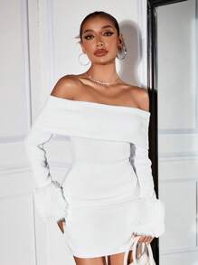 SHEIN SXY Blouse à épaules dénudées, ajustée et avec des manchettes en fourrure, de couleur unie et patchwork, pour le printemps et l'automne