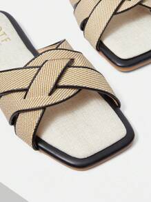 MOTF PREMIUM WOMEN'S COMFORTABLE SQUARE TOE FLAT SANDALS - Black - View 4