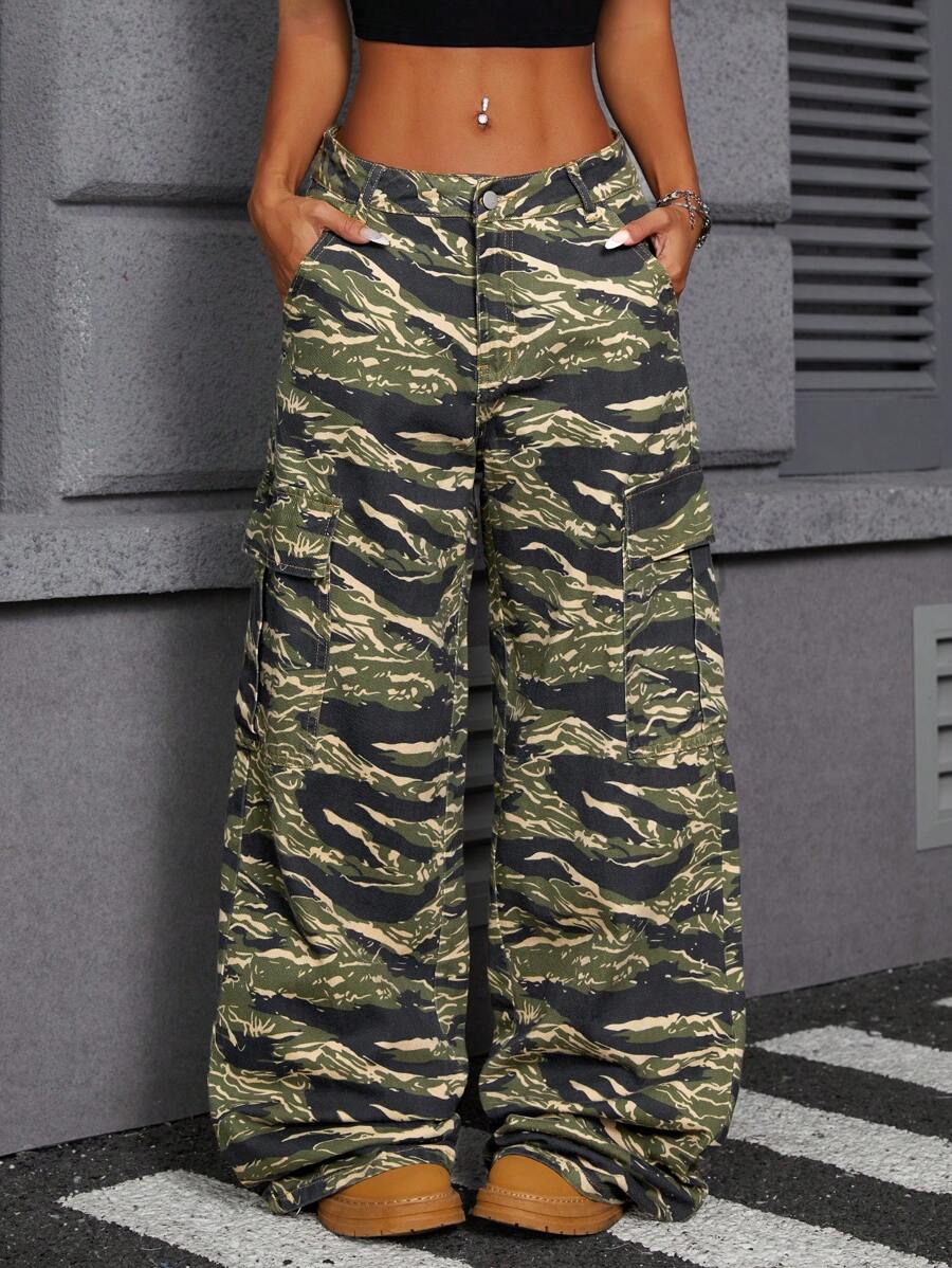 SHEIN ICON Jeans anchos de bolsillo de carga con estampado camuflado para mujeres, de estilo casual, Y2K, streetwear - Multicolor - Ver 1