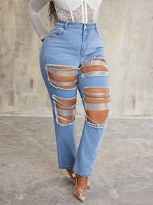 SHEIN SXY Jeans de talla grande de mezclilla sin estiramiento con agujeros sexy rasgados, decoración brillante y cintura elástica - Lavado ligero - Ver 7