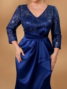Serin Vestido elegante y lujoso de la madre de la novia para bodas, gala y banquetes, de material de satén elástico con bordado de malla con lentejuelas azul marino, escote en V profundo, recogido y con volantes en la Bottom - Azul Marino - Ver 4