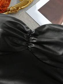 SHEIN VCAY 圣诞节华丽闪亮派对服装、派对女王、性感成熟服装、黑色 PU、秋冬、女士纯色简约性感时尚抹胸上衣 - 藍白色 - 查看 3